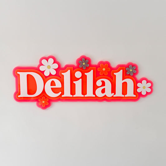 Daisy Name Sign