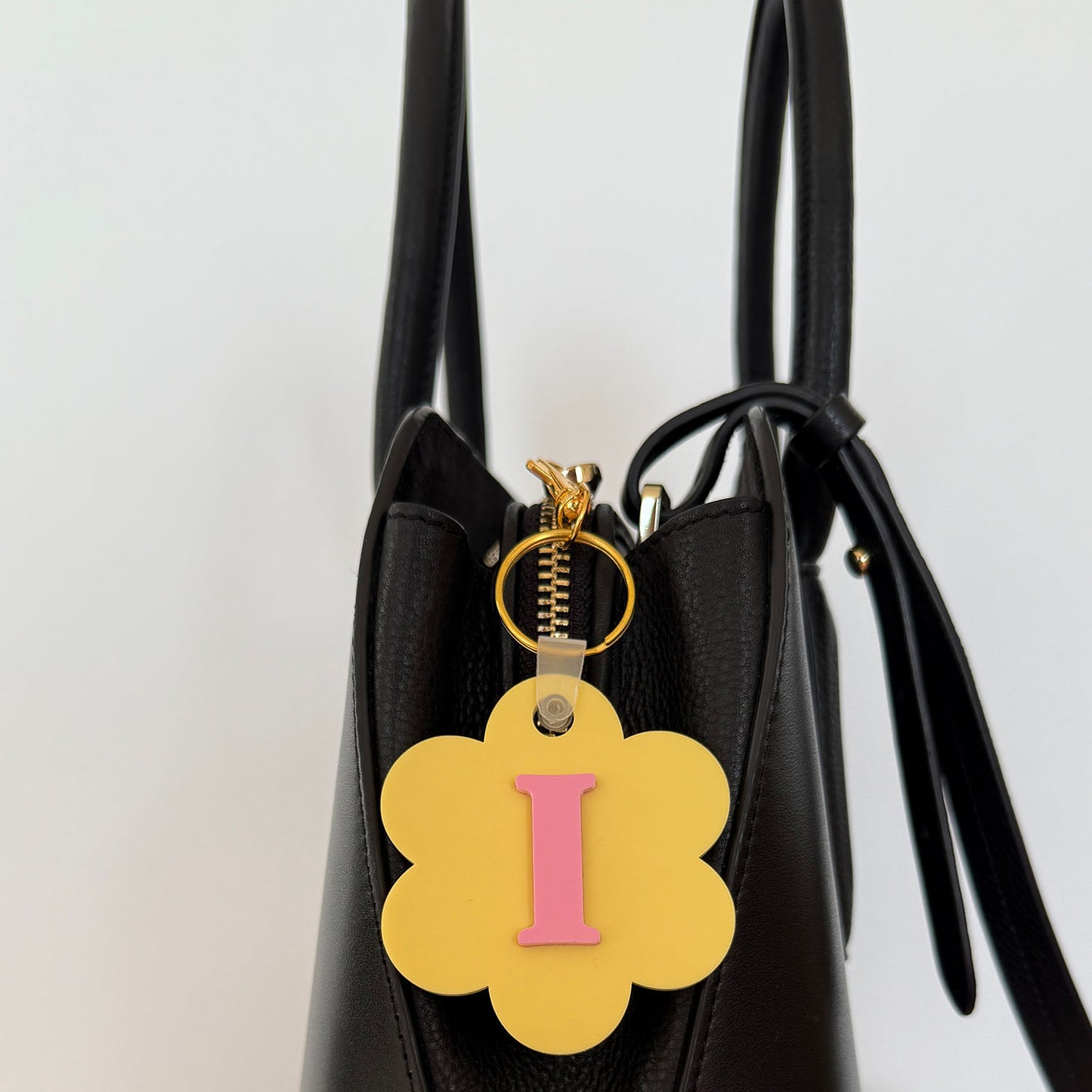 Letter on Daisy Bag Tag